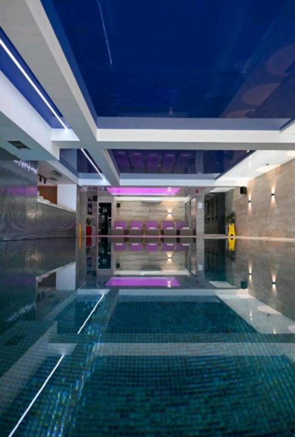 Family Apartmans Harry- Apartmans Of The Apart Hotel & Spa Zoned, Kopaonik - Special Benefit, Children Up To 13 Years Of Age Accompanied By Two Adults Stay For Free-Parking-Breakfast-Pool&Spa Luaran gambar
