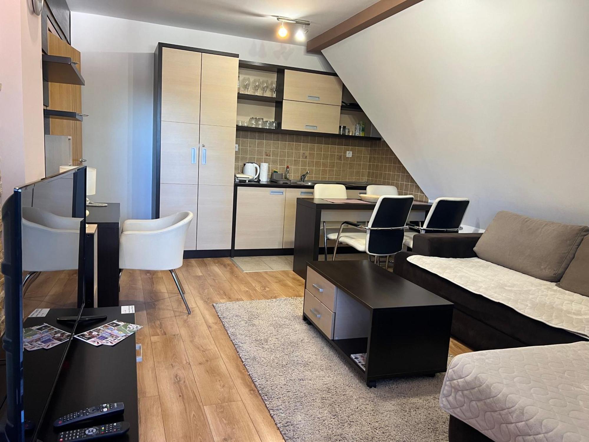 Family Apartmans Harry- Apartmans Of The Apart Hotel & Spa Zoned, Kopaonik - Special Benefit, Children Up To 13 Years Of Age Accompanied By Two Adults Stay For Free-Parking-Breakfast-Pool&Spa Luaran gambar