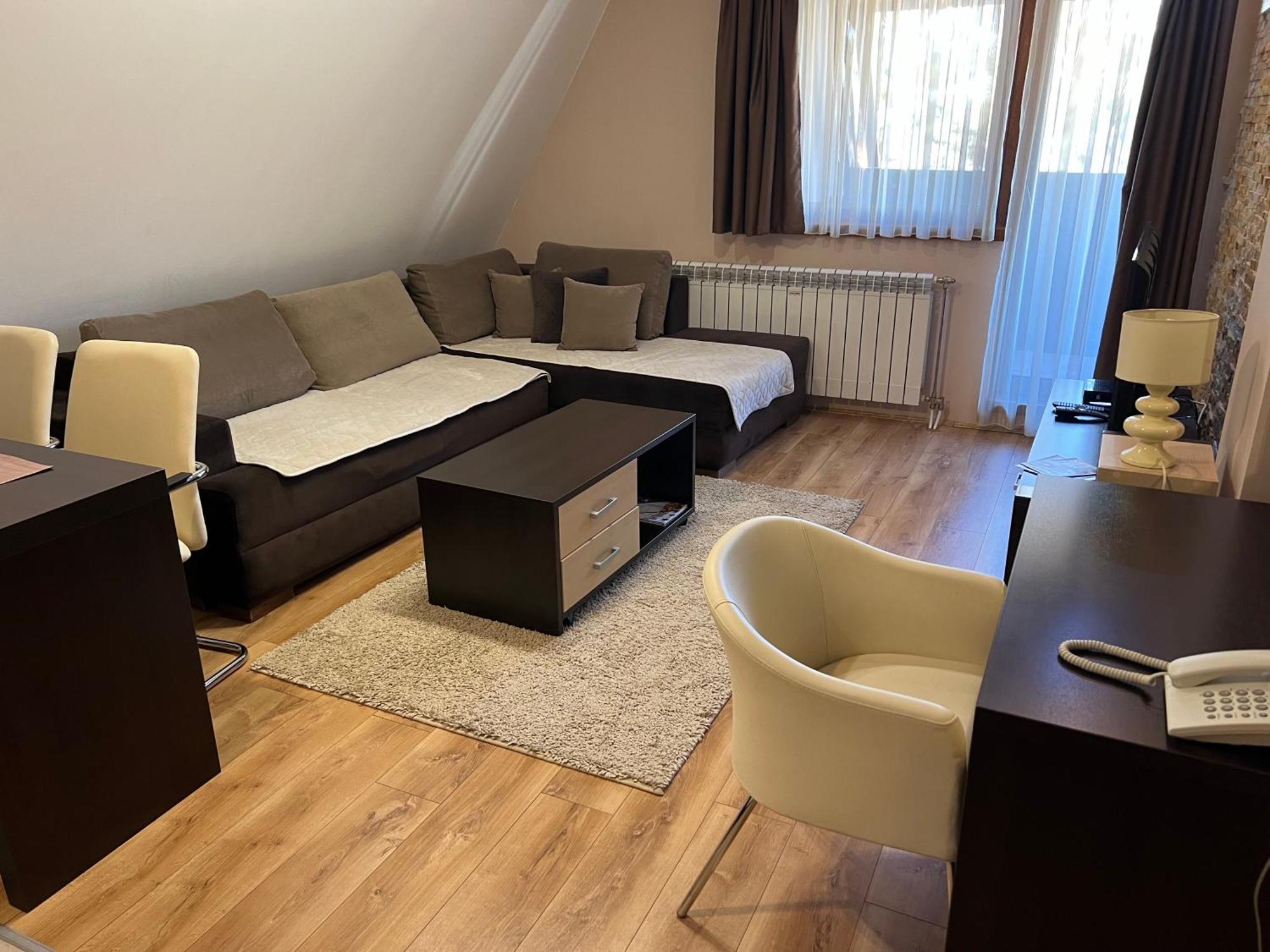 Family Apartmans Harry- Apartmans Of The Apart Hotel & Spa Zoned, Kopaonik - Special Benefit, Children Up To 13 Years Of Age Accompanied By Two Adults Stay For Free-Parking-Breakfast-Pool&Spa Luaran gambar